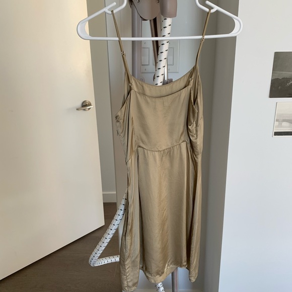 Aritzia Wilfred Satin Mini Dress - Picture 4 of 7